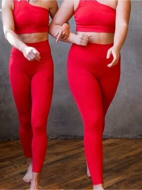 Salt Projecy High-Rise Cherry Red Performance Leggings